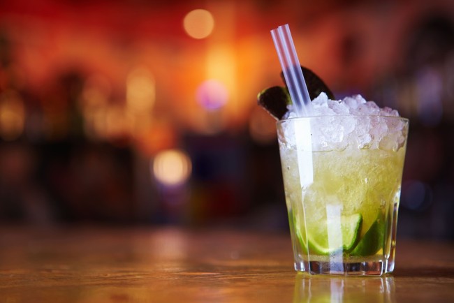 Rum f&uuml;r verschiedene Cocktails &copy; Shutterstock